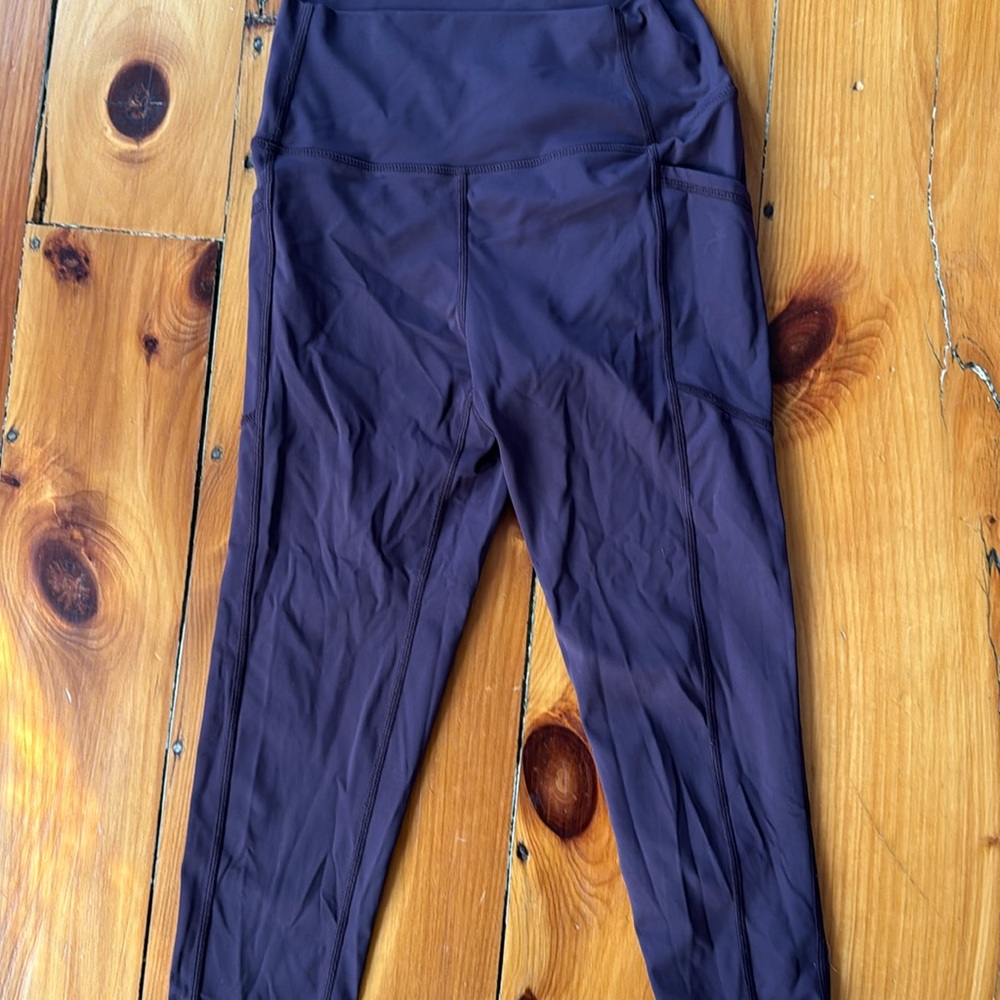 Purple/maroon Zyia light and tight crop leggings (4)